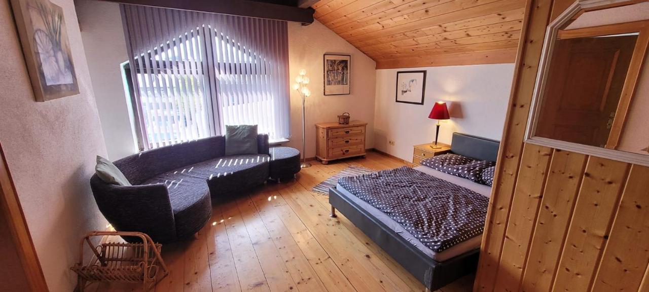 Ferienzimmer / Monteurzimmer นอมมาร์กอัมวาลลาร์ซี ภายนอก รูปภาพ
