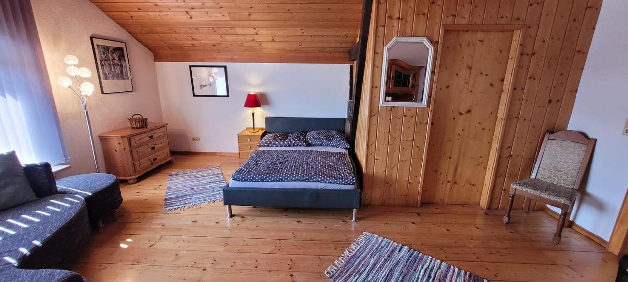 Ferienzimmer / Monteurzimmer นอมมาร์กอัมวาลลาร์ซี ภายนอก รูปภาพ